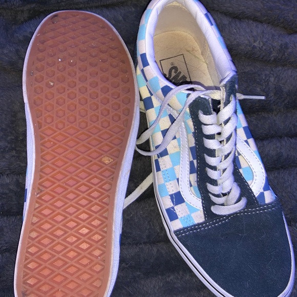 Checkered vans - Picture 2 of 3